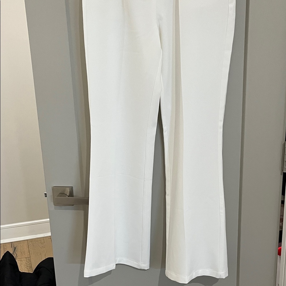 Elegant Off White Pant Suit - Picture 5 of 7